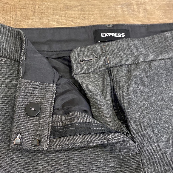 Express Stretch Mid Rise Columnist Barely Boot - Picture 4 of 10